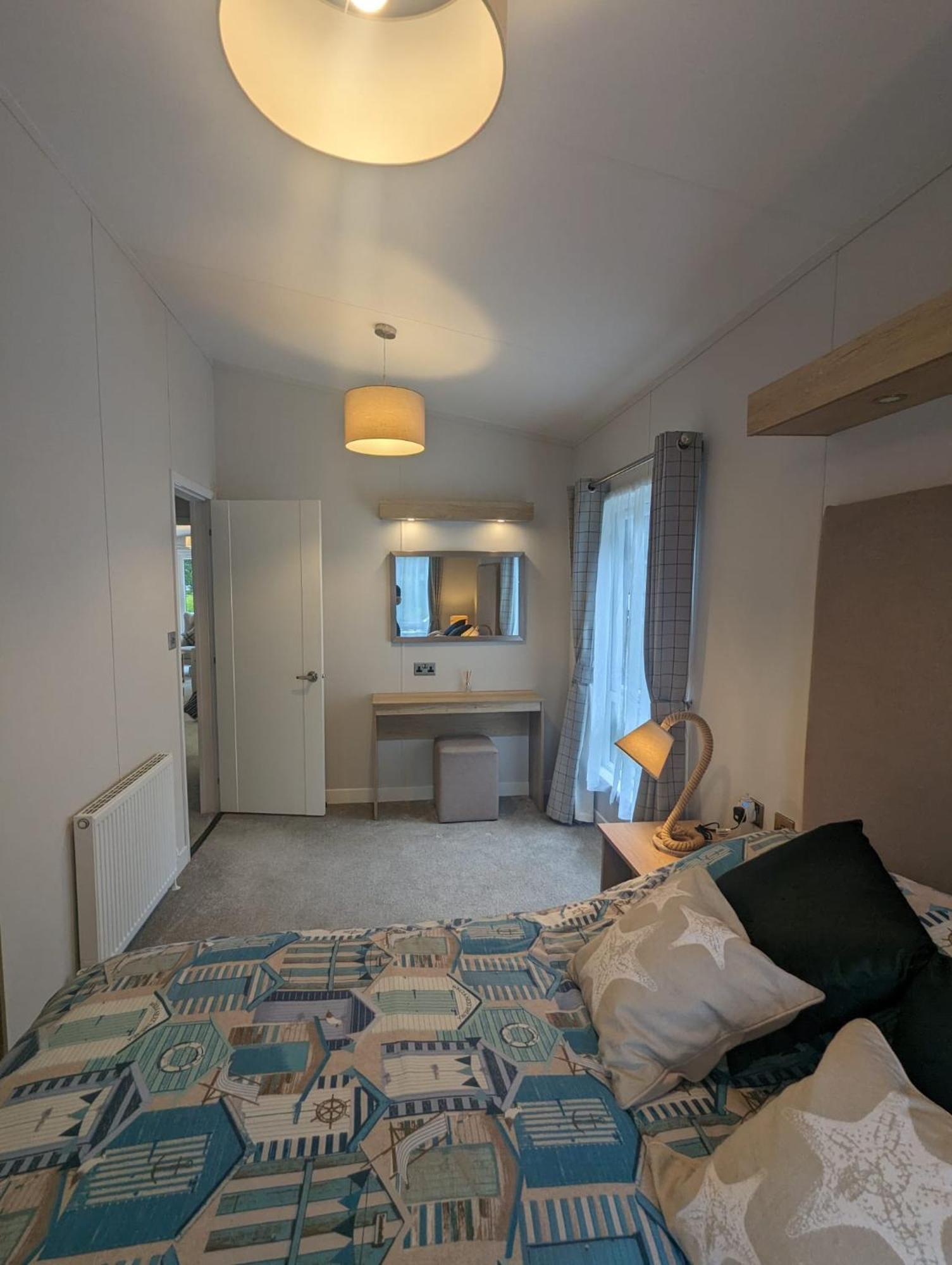 Luxury Stunning Sensation Lodge On 5 Star Shorefield Country Park New Forest Entertainment And Leisure Passes Included Milford on Sea Extérieur photo